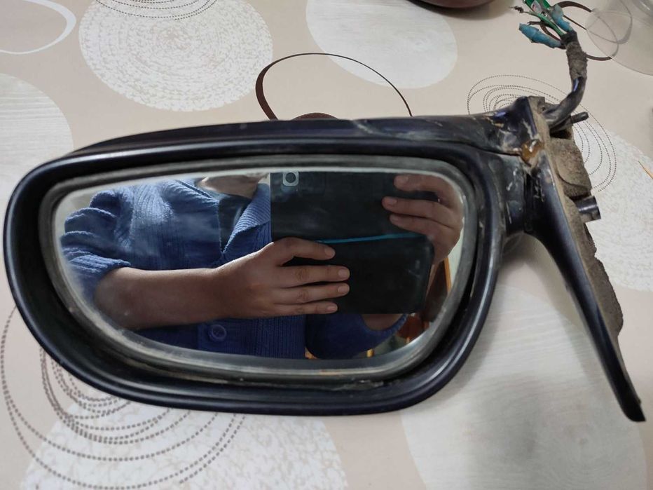 Зеркало на Мазду Кронос (правое)