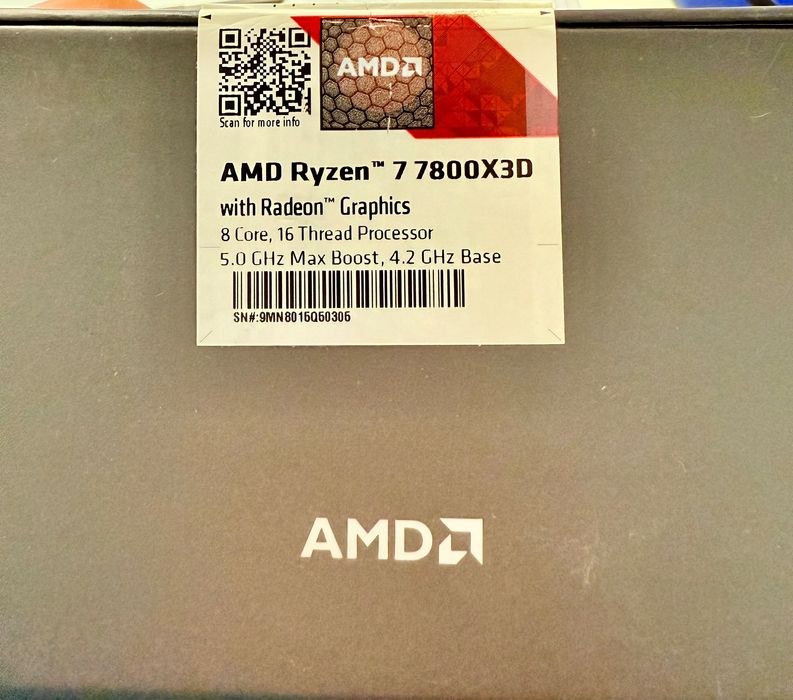 Vând procesor AMD Ryzen 7 7800x3D