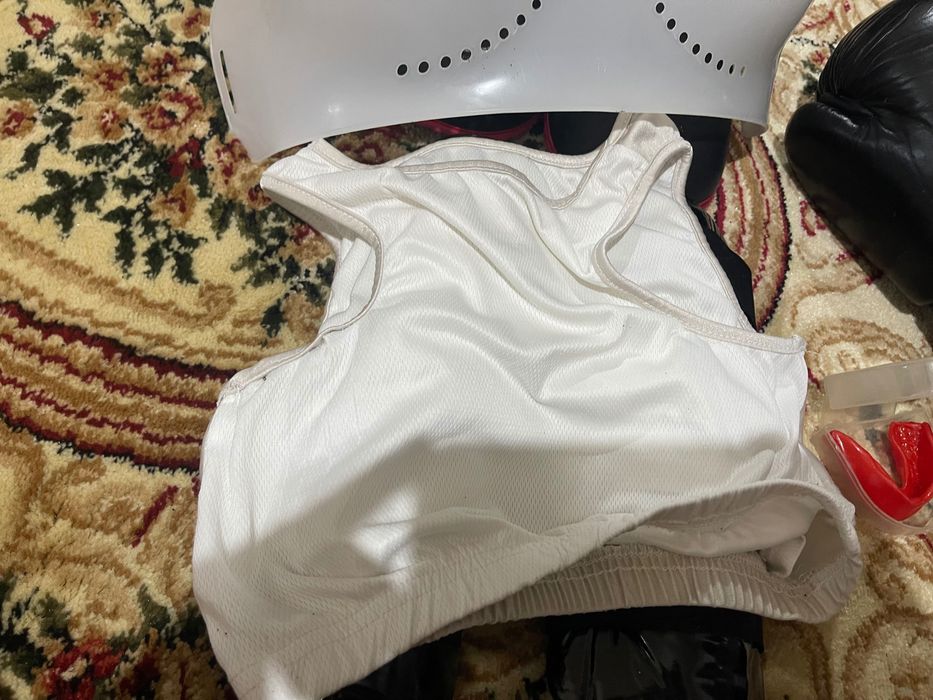 Echipament de kickboxing