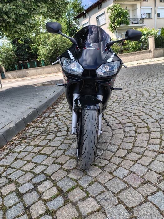 Yamaha YZF 600 R6 RJ03