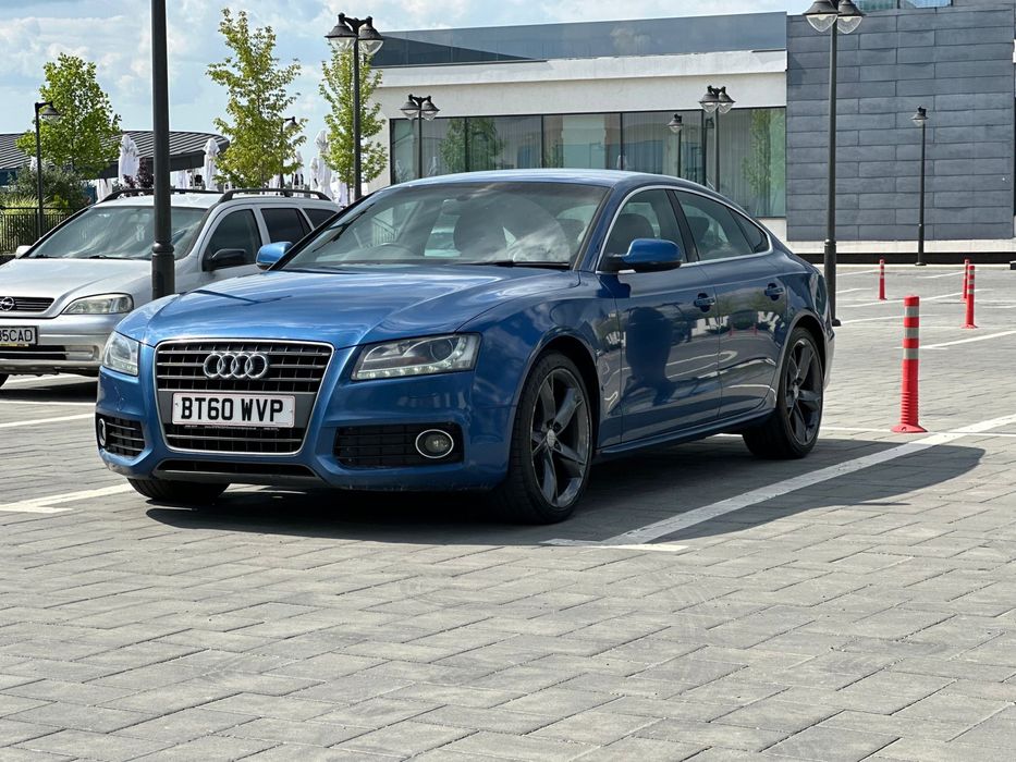 Dezmembrez Audi A5 2.0 tdi CAHA 8T hatchback S line