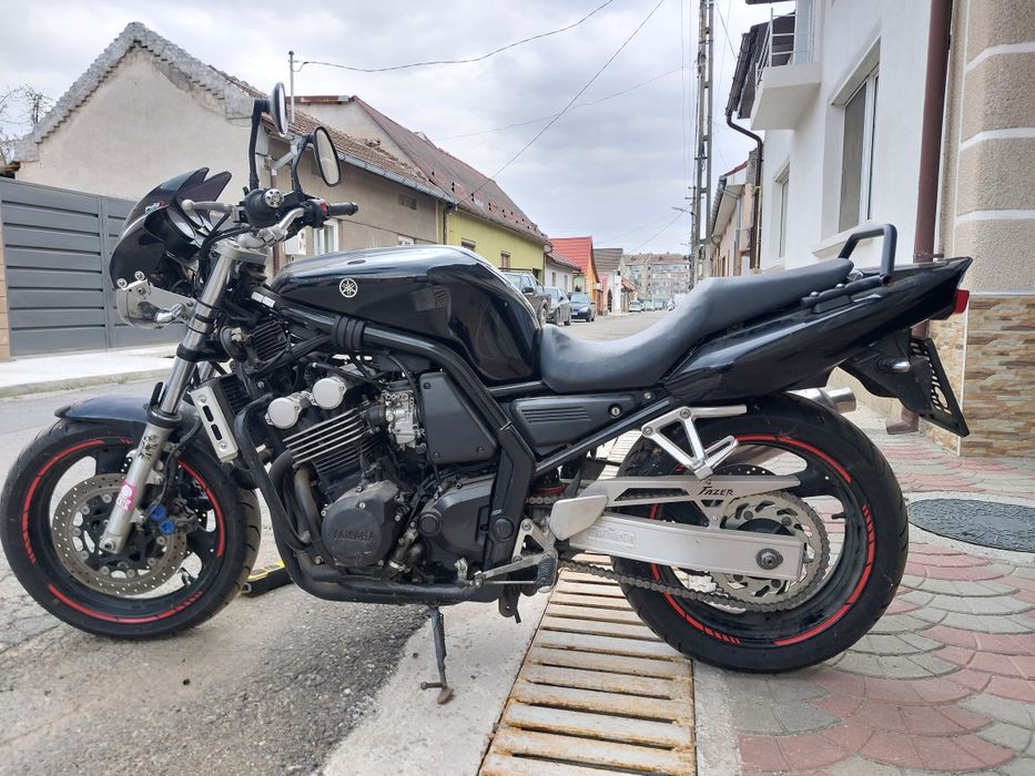 Yamaha Fazer 600