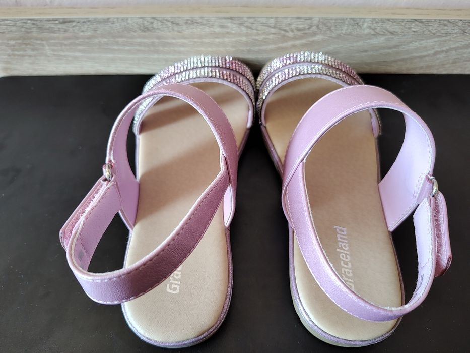 нови, Deichmann, №31/- 50% отстъпка