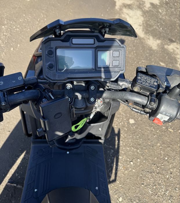 Продам скутер танк 175