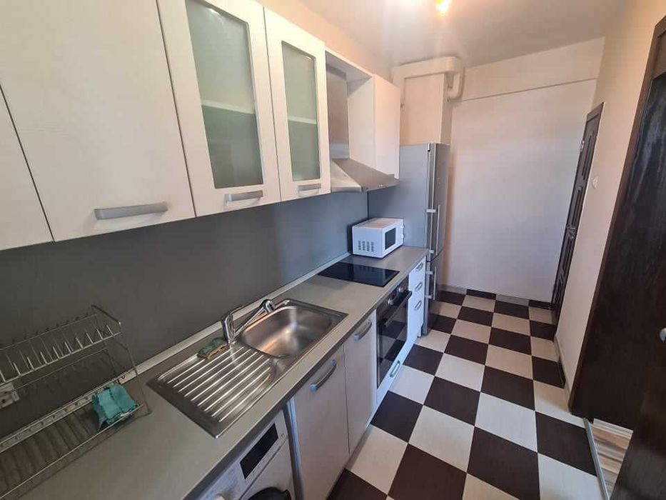 Дава се под наем Двустаен апартамент в Бургас, Зорница - 60 кв.м за 234.6 € - Снимка #3