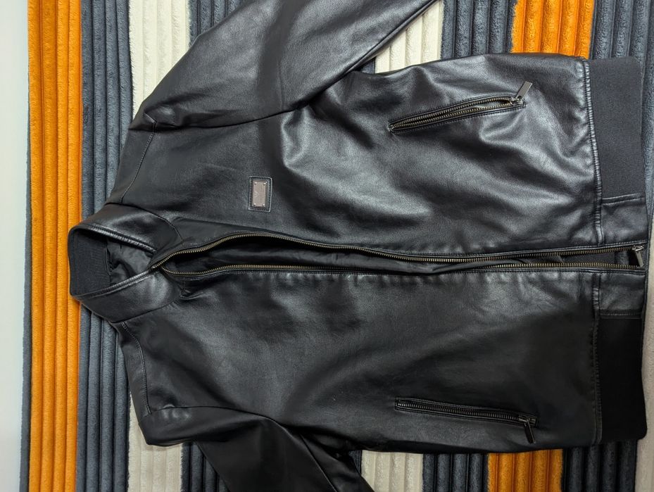 Куртка Armani кожаная