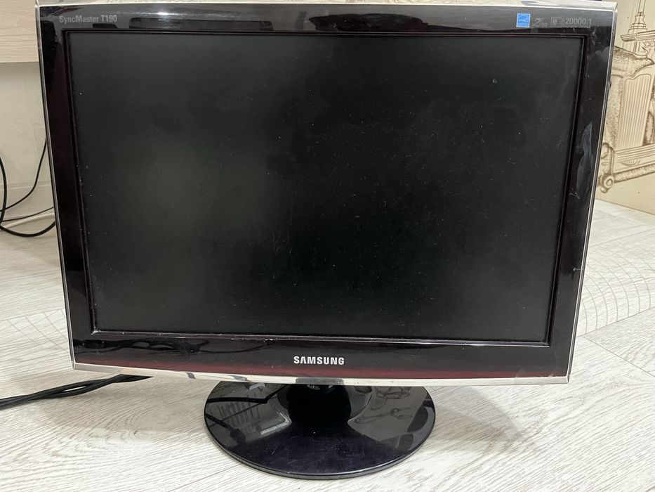 Samsung Syncmaster T190
