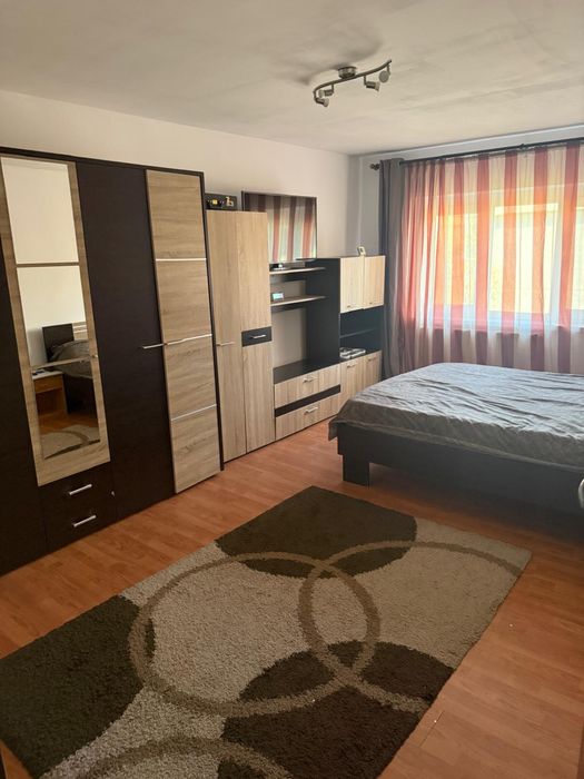 Apartament 2 camere Plopilor sau schimb cu duplex in Floresti