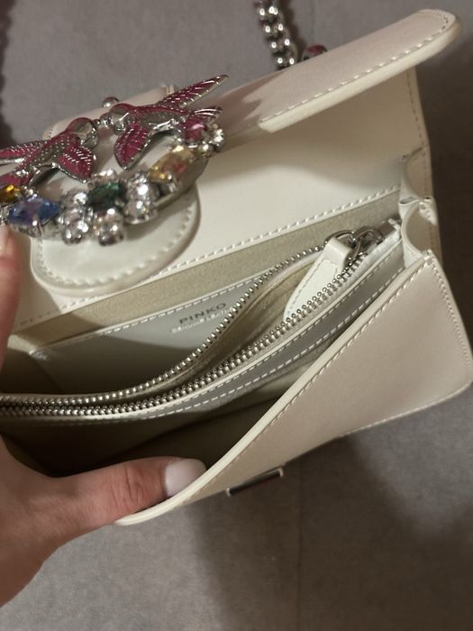 Дамска чанта Pinko, Elisabetta Franchi, LV Louis Vuitton, Gucci