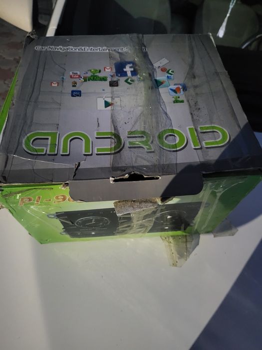 Продам автомобильный андройд