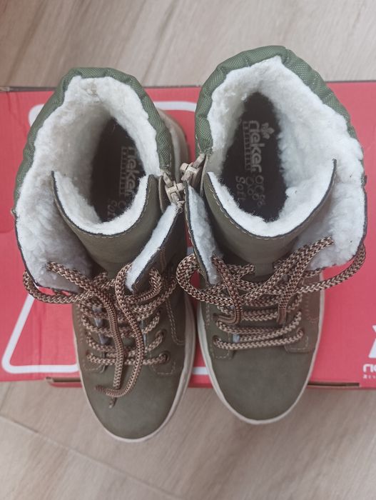 Дамски зимни боти Rieker, 37 номер, естествена кожа.