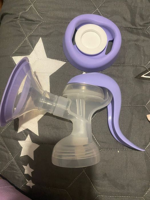 Pompa manuala lansinoh folosita de 2 ori si stelizata