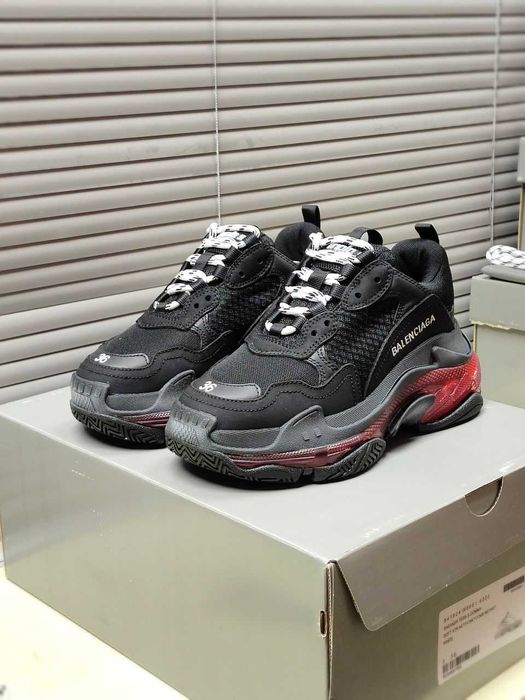 Balenciaga Triple S