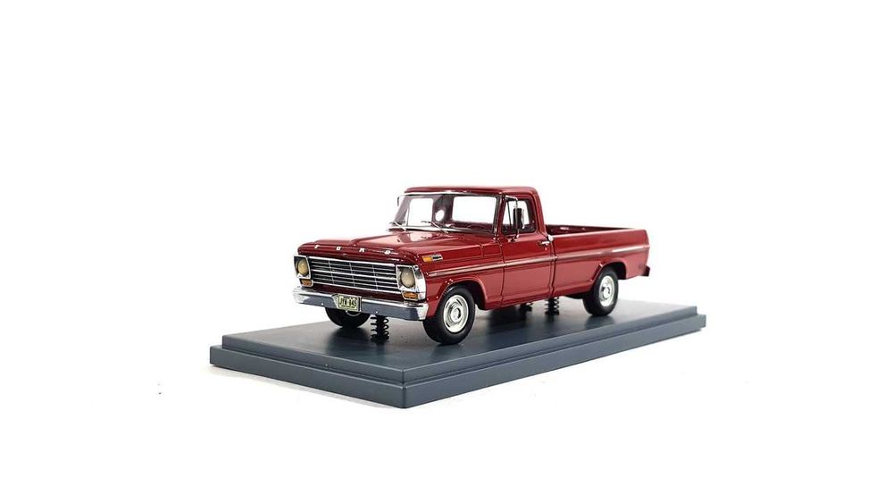 FORD  F-100     Pick-Up   1968    -   NEO