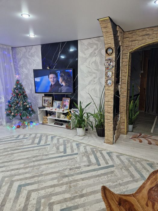 Продам дом  бревенчатый