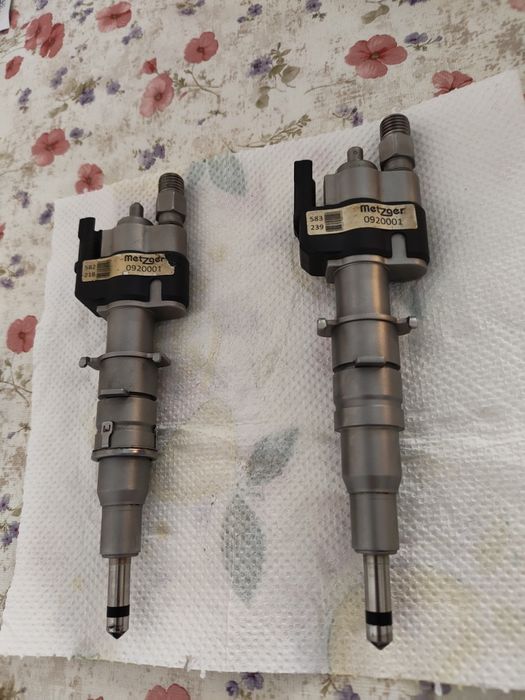 Injector Bmw N43 Cod 13537589048