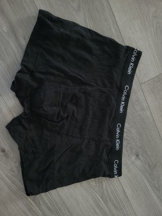 Calvin klein  boxerii originali noi 35 lei