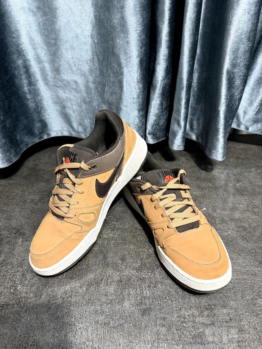 Оригинальные кроссовки Nike
