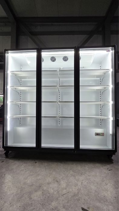 Б/у стеллажи.