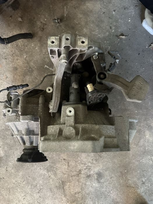 Ръчна скоростна кутия 1.8Т audi vw seat skoda 1.8t