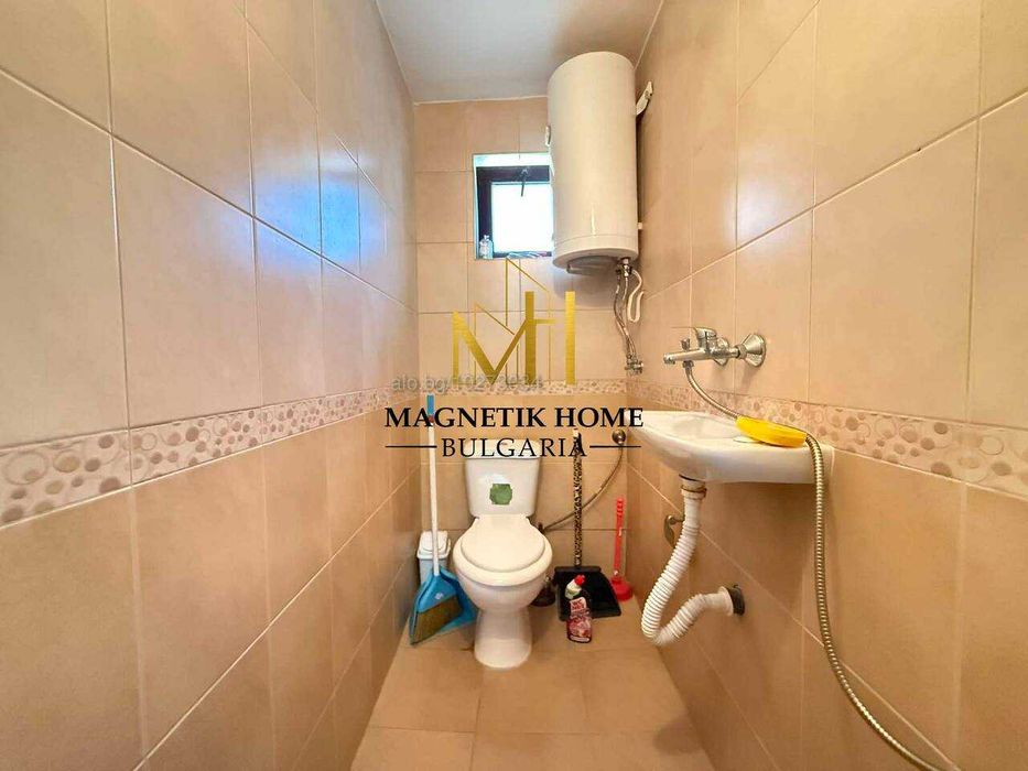 Страхотен партерен етаж от къща с 2 спални и 2 бани в ж.к. Сарафово