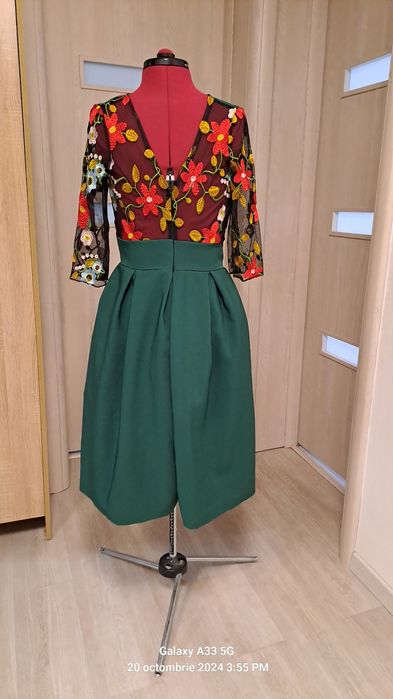 Rochita deosebita pentru craciun marimea S-M