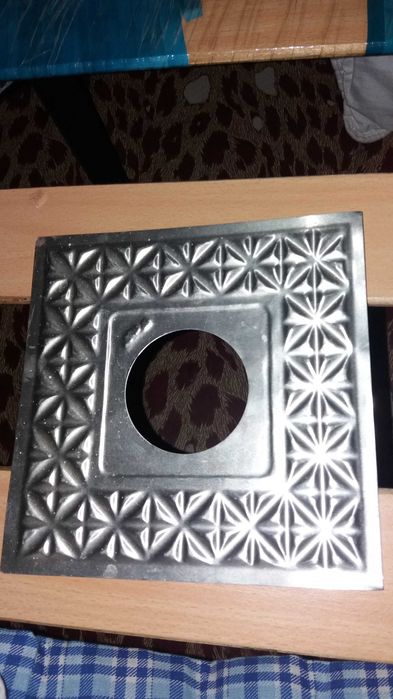 Продам рамки для выключателей