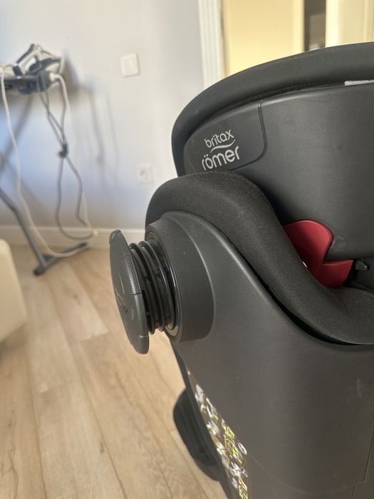 Авто кресло britax до 12 лет (до 36кг)