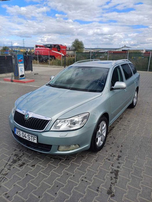 SKODA Octavia 2010 — imagine 2