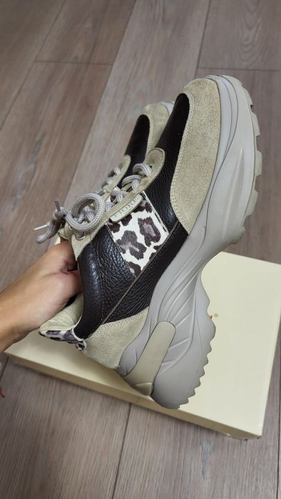 Маратонки- естествена кожа