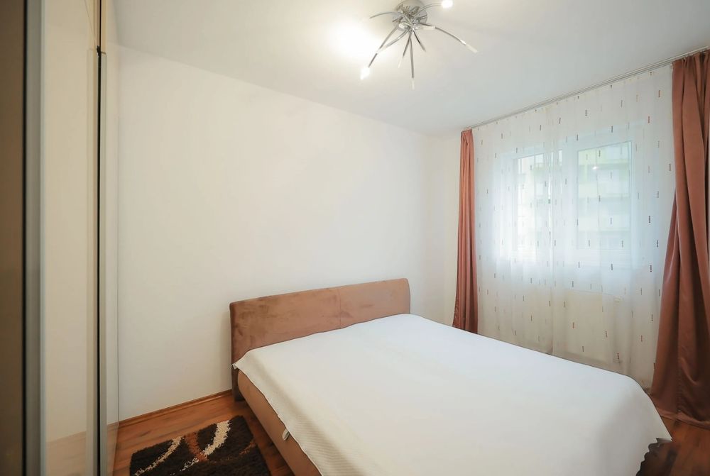 Inchiriez apartament 2 camere