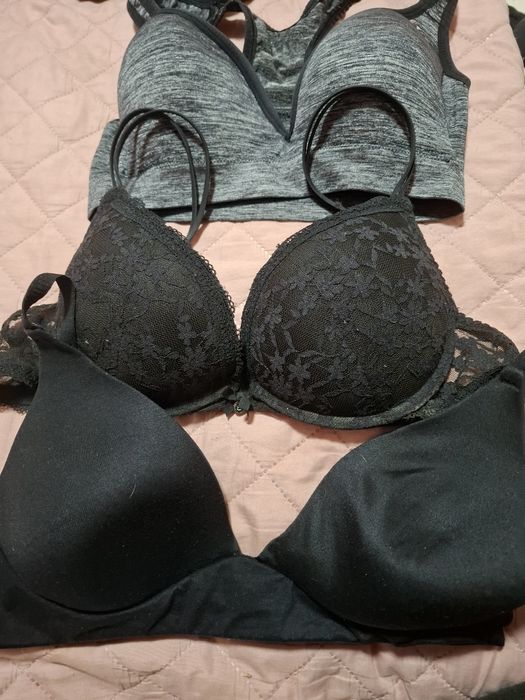 Продавам сутиени 75б