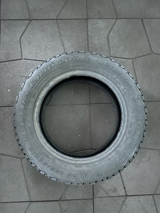 Продам зимние шины