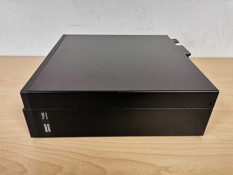 Dell OptiPlex 5060 SFF компютър с лицензиран Windows, 6-ядрен процесор