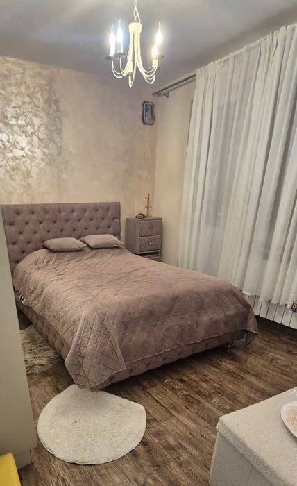 Apartament 3 camere  Podu Roșu/ Splai Bahlui