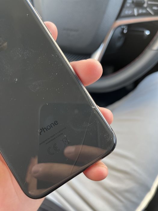 iPhone 8 с гарантии