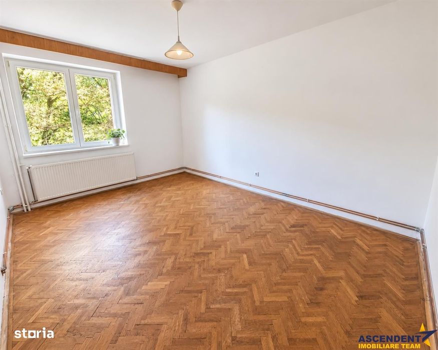 Apartament 2 camere, etaj 2, balcon, Central - Calea Bucuresti, Brasov
