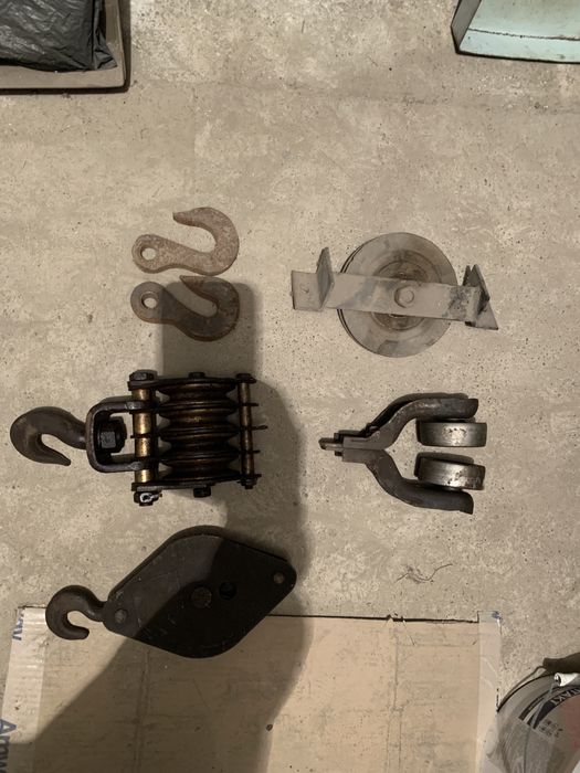 Крючки металлические