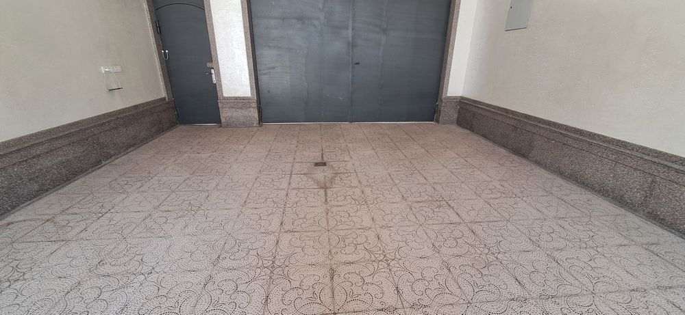 Bruschatka kafel yuvish xizmati