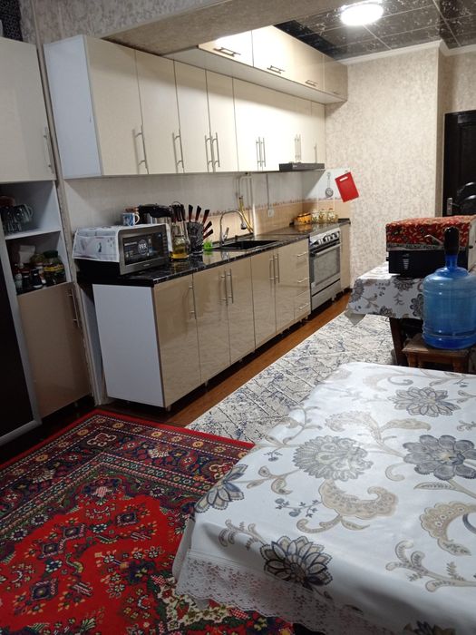 продается квартира в учтепинском районе / 23 квартал / 6 комнатная