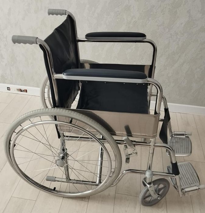 Инвалидная коляска новая  Biola Beewen FS809!