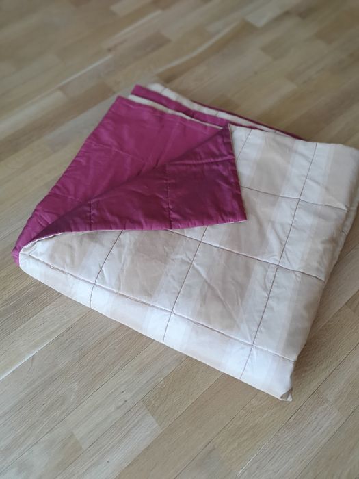 Двулицево шалте за спалня