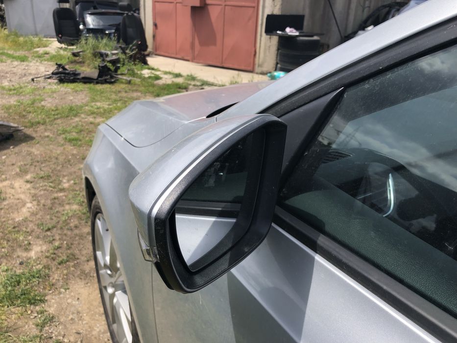 Oglinda laterala retrovizoare Skoda Octavia 3 facelift LA7W rabatare electrica la buton stanga dreapta 2.0 tdi DFC CRL CRLB DFCA SGH PFM CKF