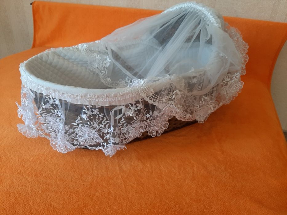 Продам переноску для выписки