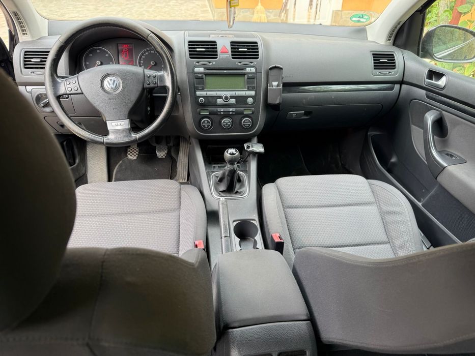 VÂND Volkswagen Golf 5 GT – 2.0 Diesel – 2007