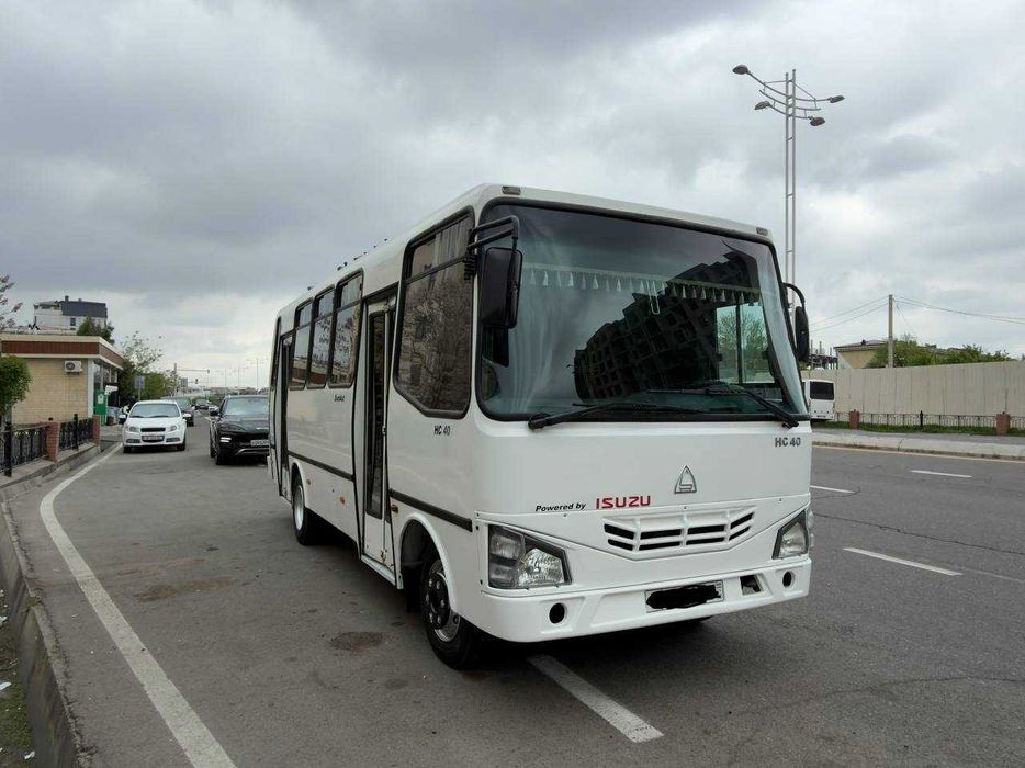 ISUZU SAZ HC40 автобус