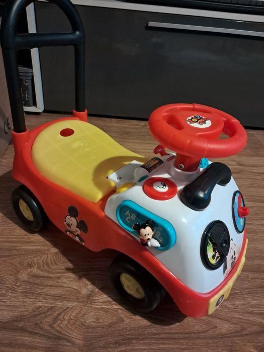 Masinuta Mickey mousse cu sunete
