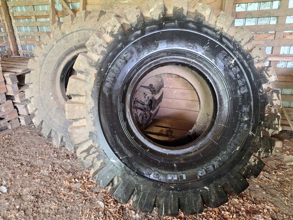 Anvelope wola 23.5/25