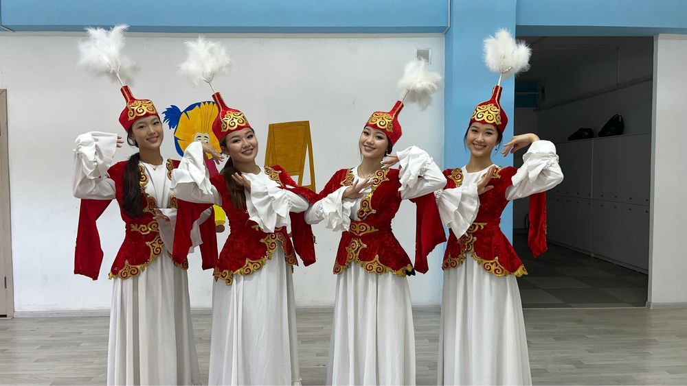 Танцевальные костюмы