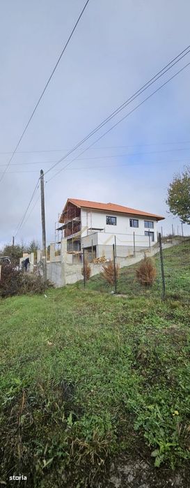 Casa individuala 190 mp in Chinteni, teren de 1.000 mp